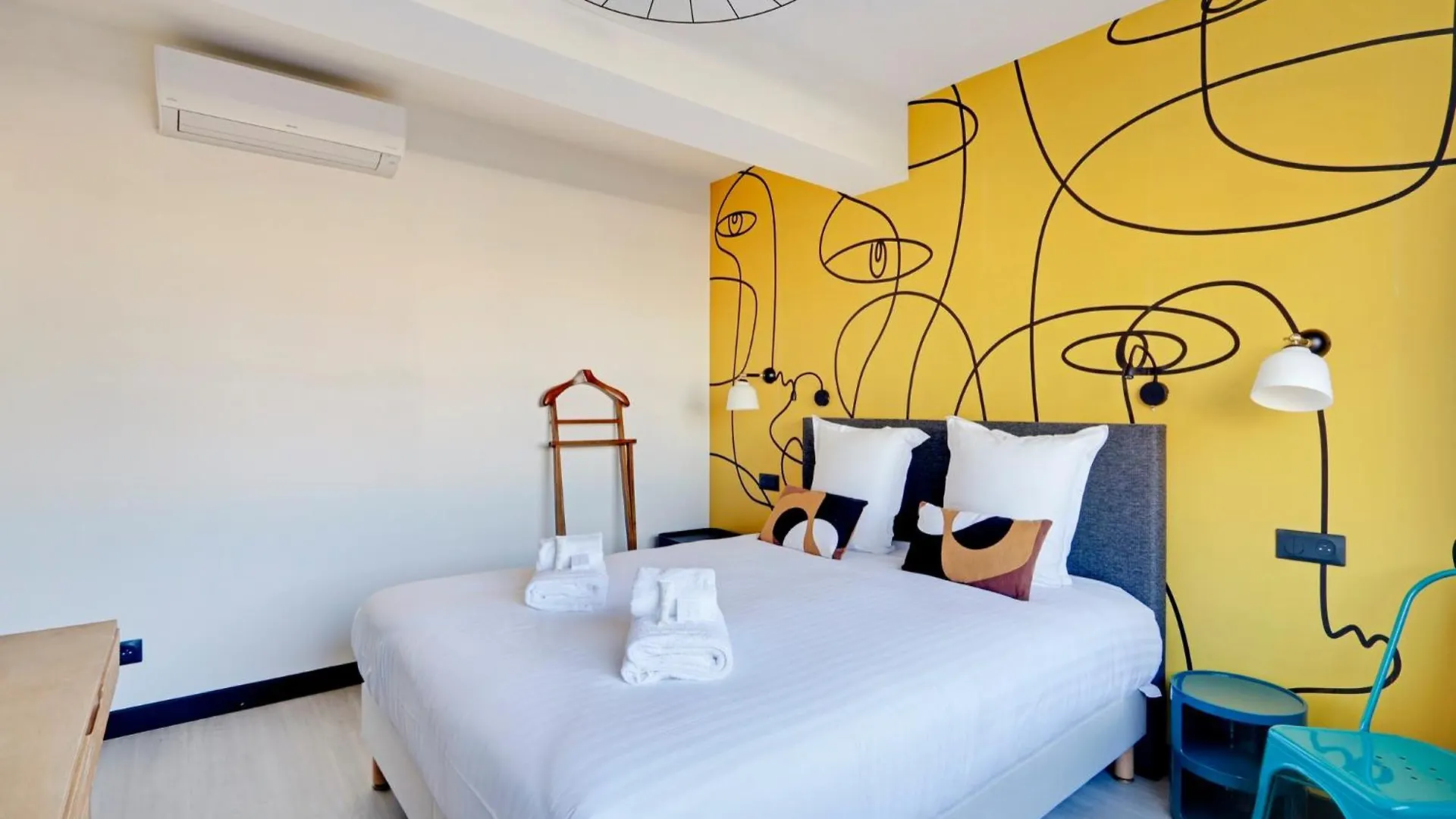 North Paris Suite