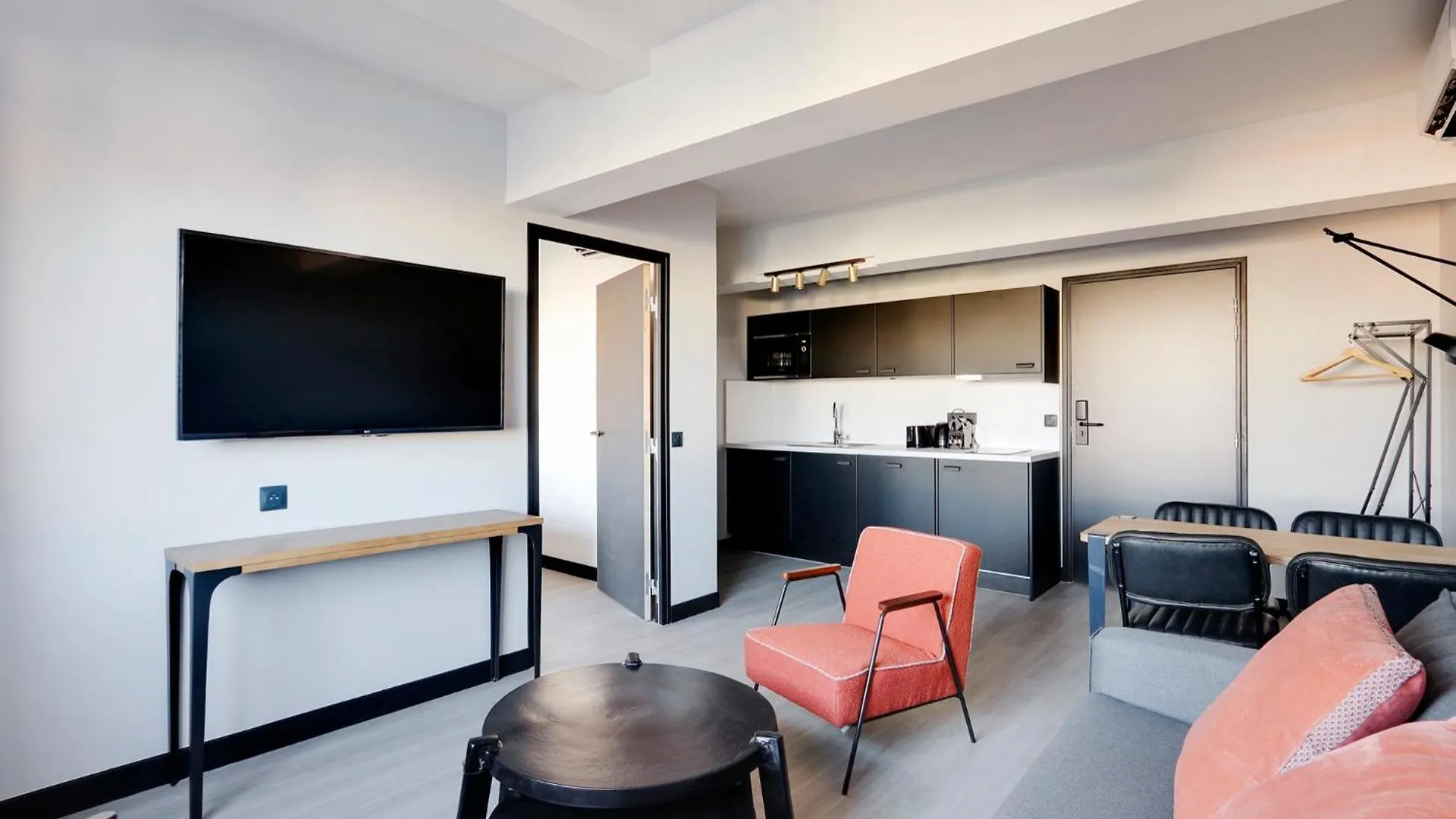 North Paris Suite דירה