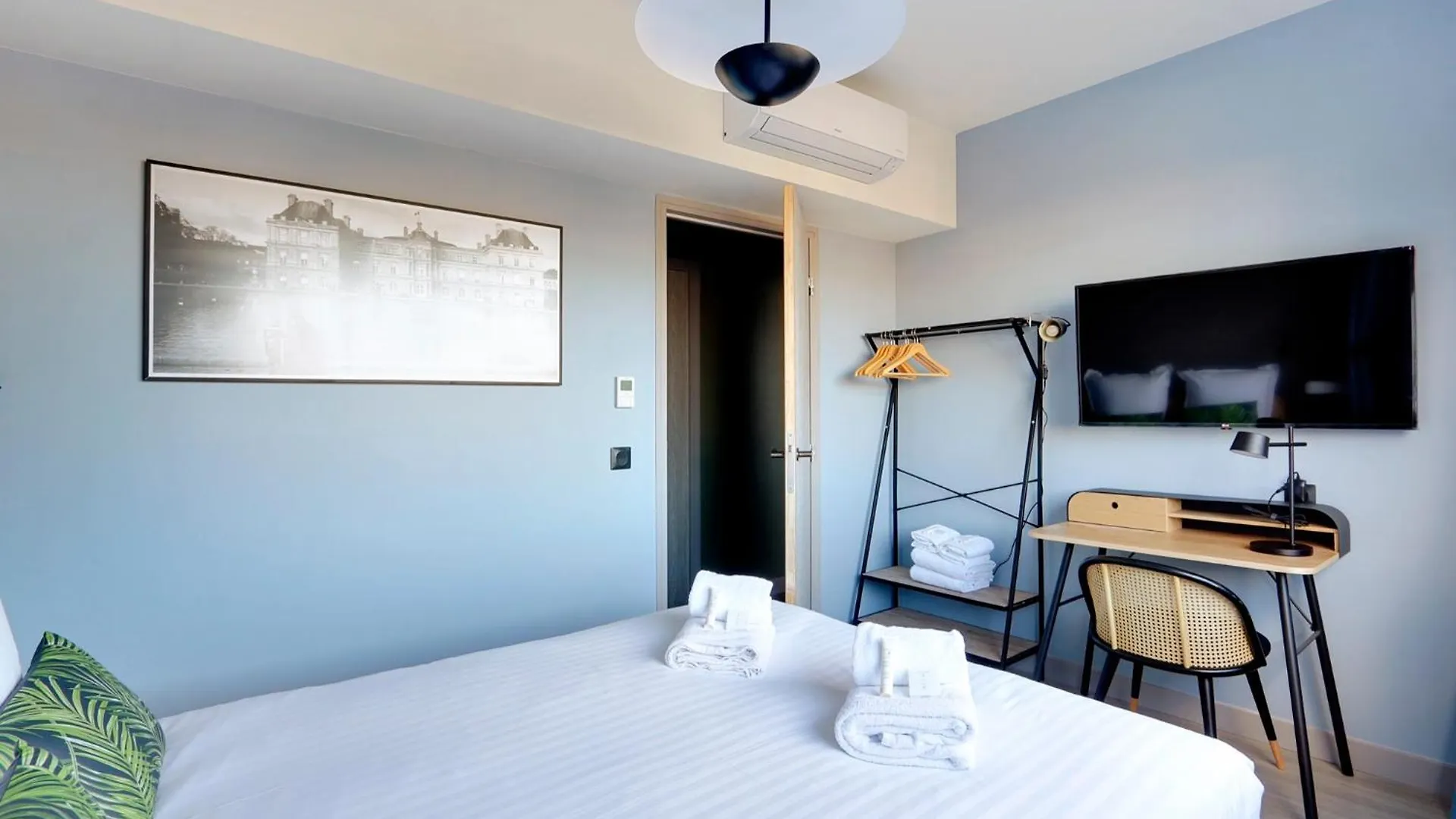 아파트 North Paris Suite