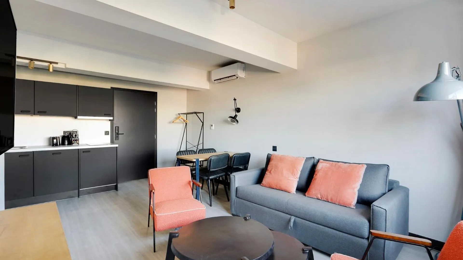 North Paris Suite